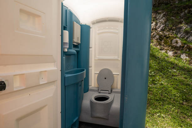Portable Toilet Options We Offer in Barneveld, WI